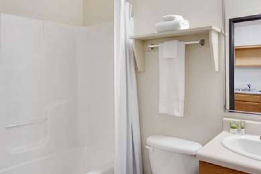 WOODSPRING SUITES RICHMOND COLONIAL 4