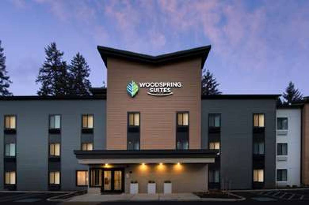 WOODSPRING SUITES SEATTLE REDMOND 1