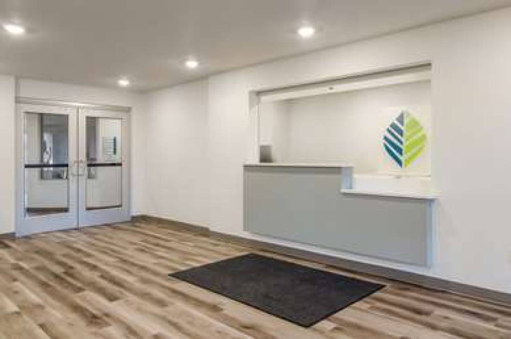 WOODSPRING SUITES TACOMA - LAKEWOOD 6