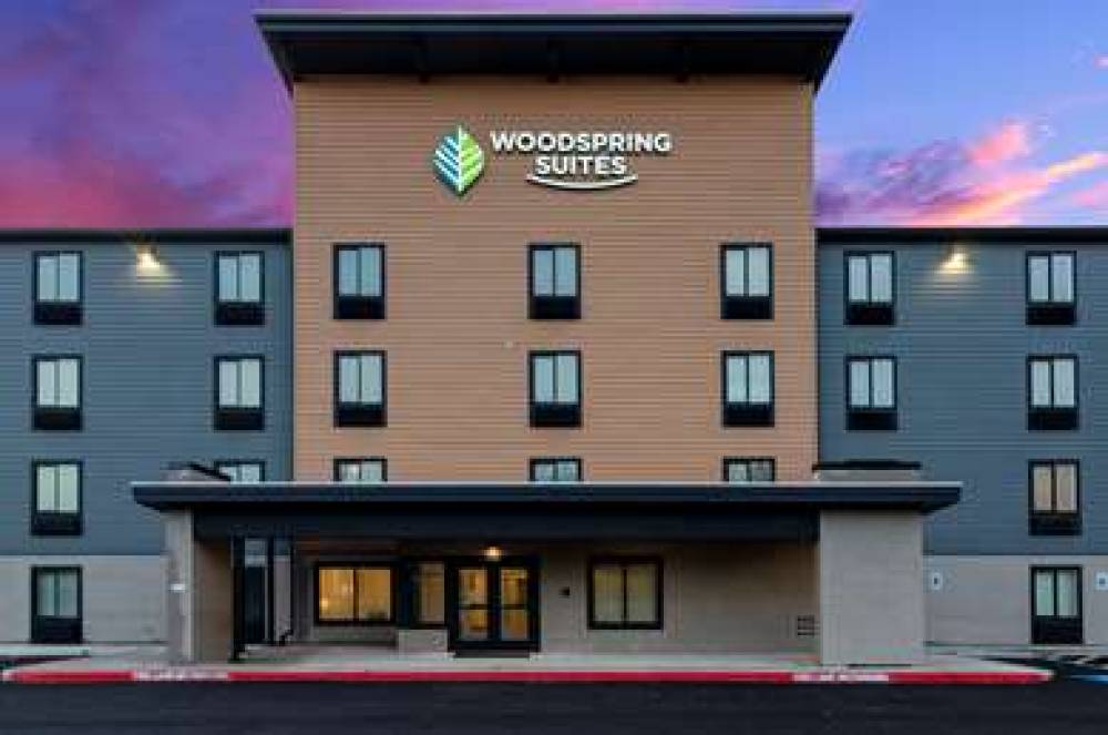 WOODSPRING SUITES TACOMA - LAKEWOOD 9