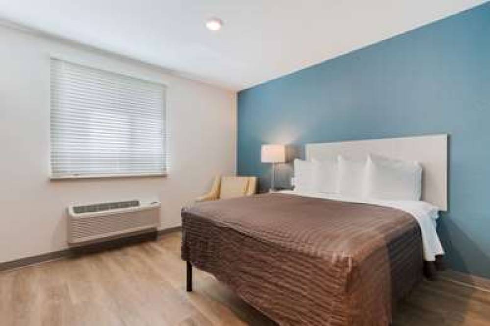 WOODSPRING SUITES TAMARAC 10
