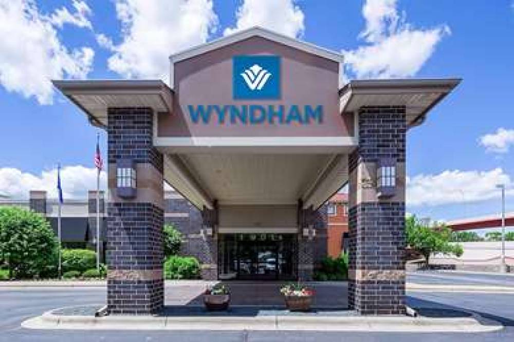 WYNDHAM BLOOMINGTON MALL AMRCA 2