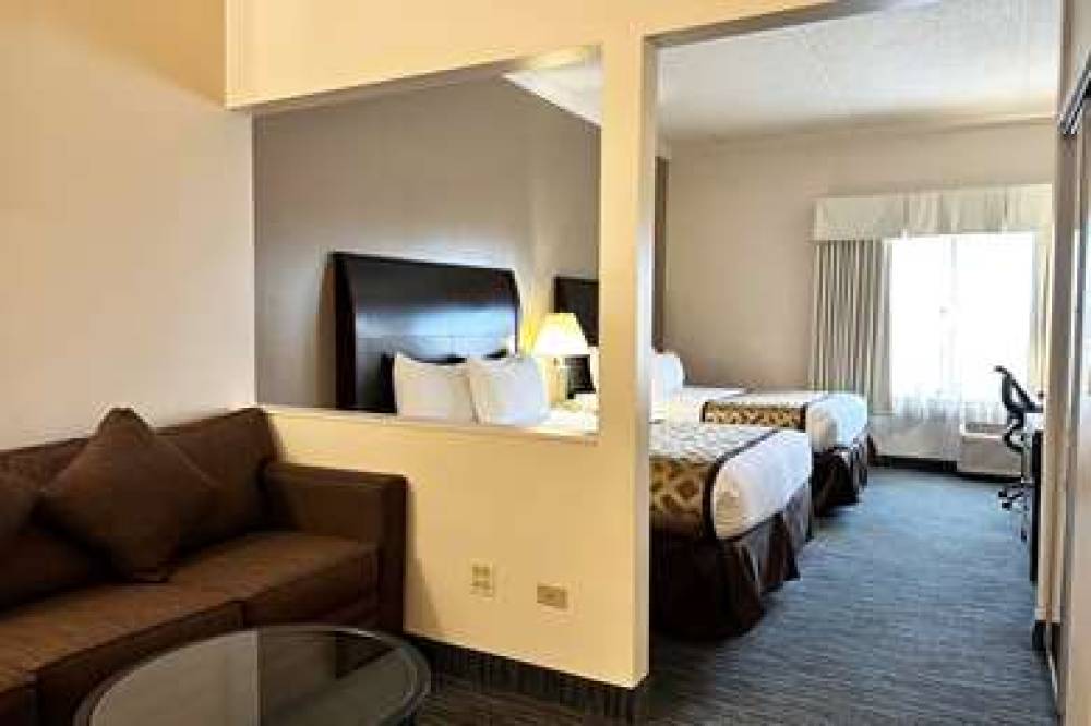 WYNDHAM CHICAGO MCCORMICK 3