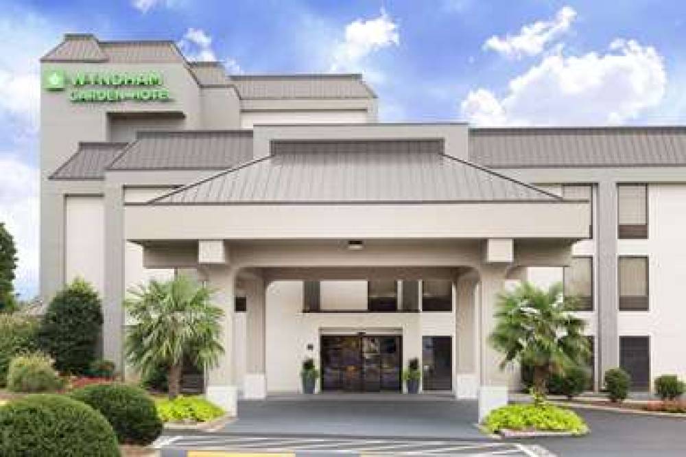 WYNDHAM GARDEN GREENVILLE AIRP 4