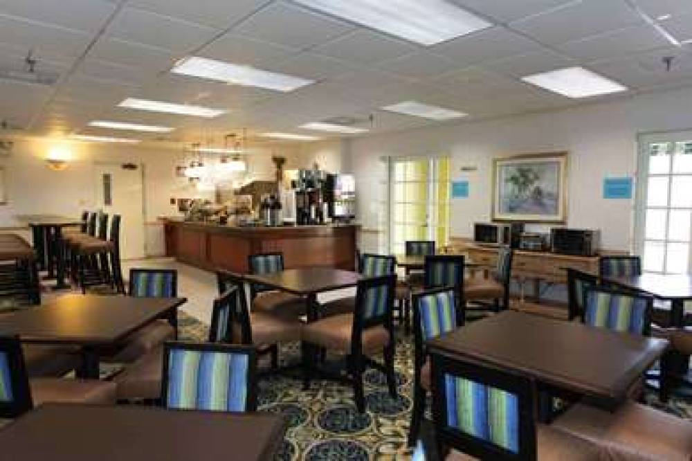 Wyndham Garden Jacksonville 5