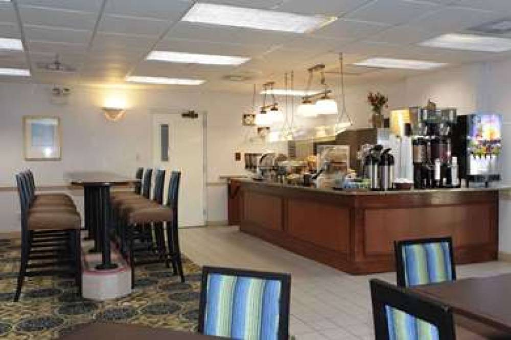 Wyndham Garden Jacksonville 3