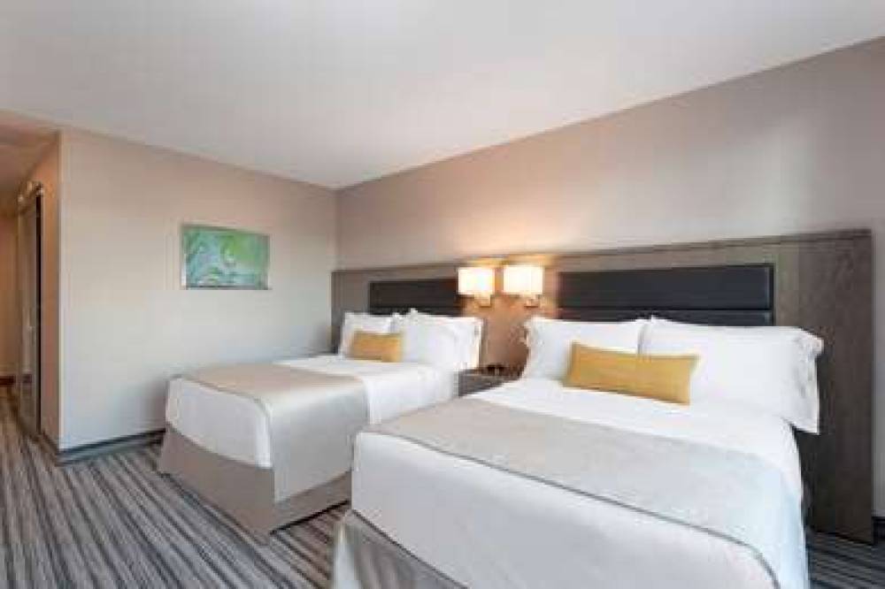 WYNDHAM GARDEN LAGUARDIA SOUTH 2