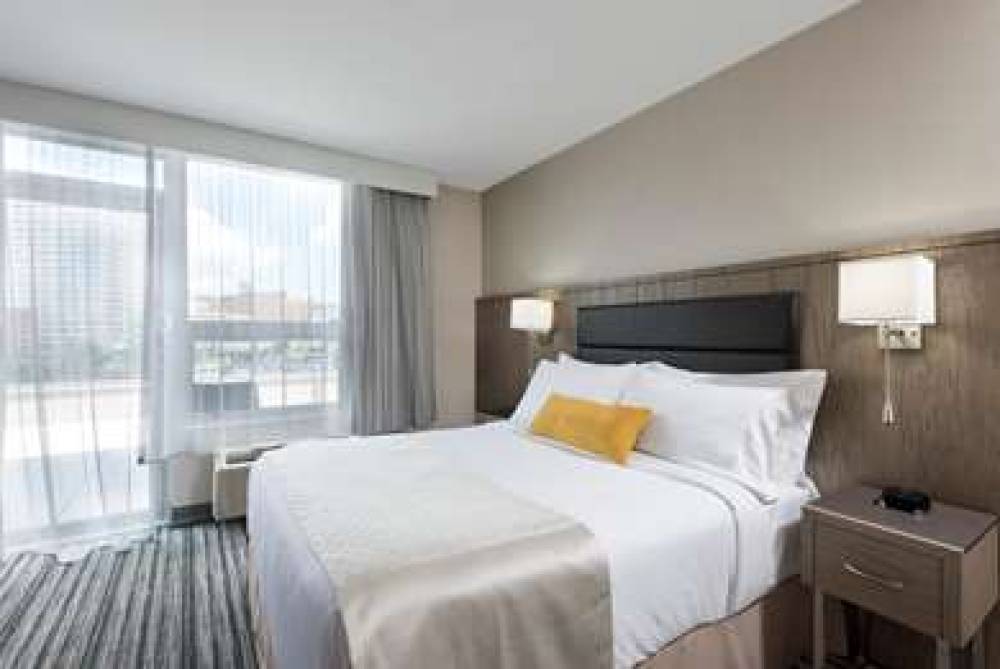 WYNDHAM GARDEN LAGUARDIA SOUTH 3