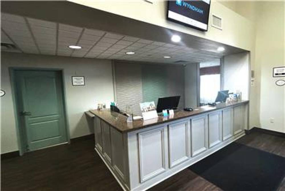 WYNDHAM GARDEN LANCASTER CA 9