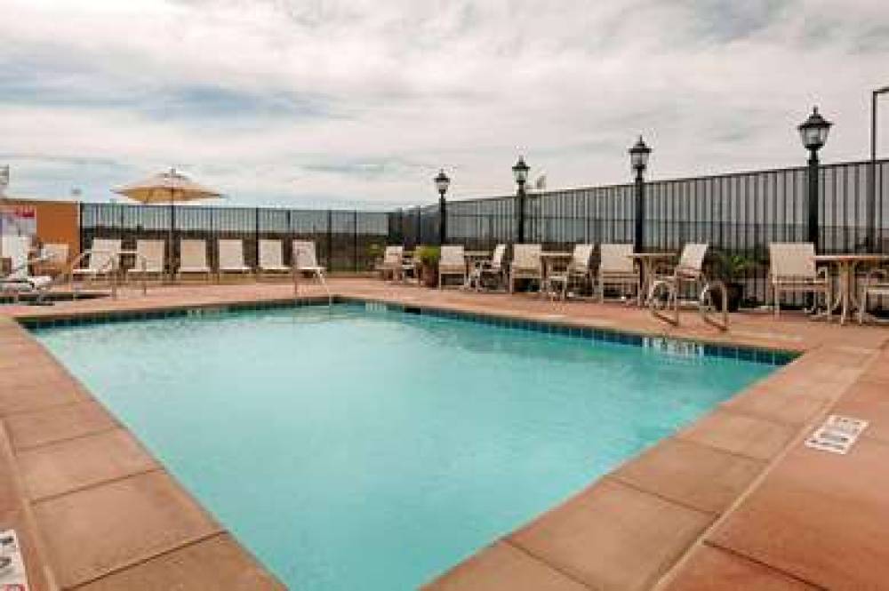 WYNDHAM GARDEN LANCASTER CA 7