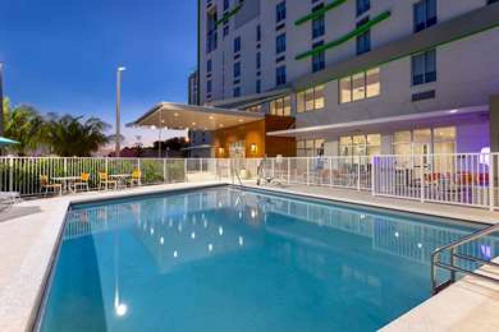 WYNDHAM GARDEN MIAMI INTERNATIONAL 7