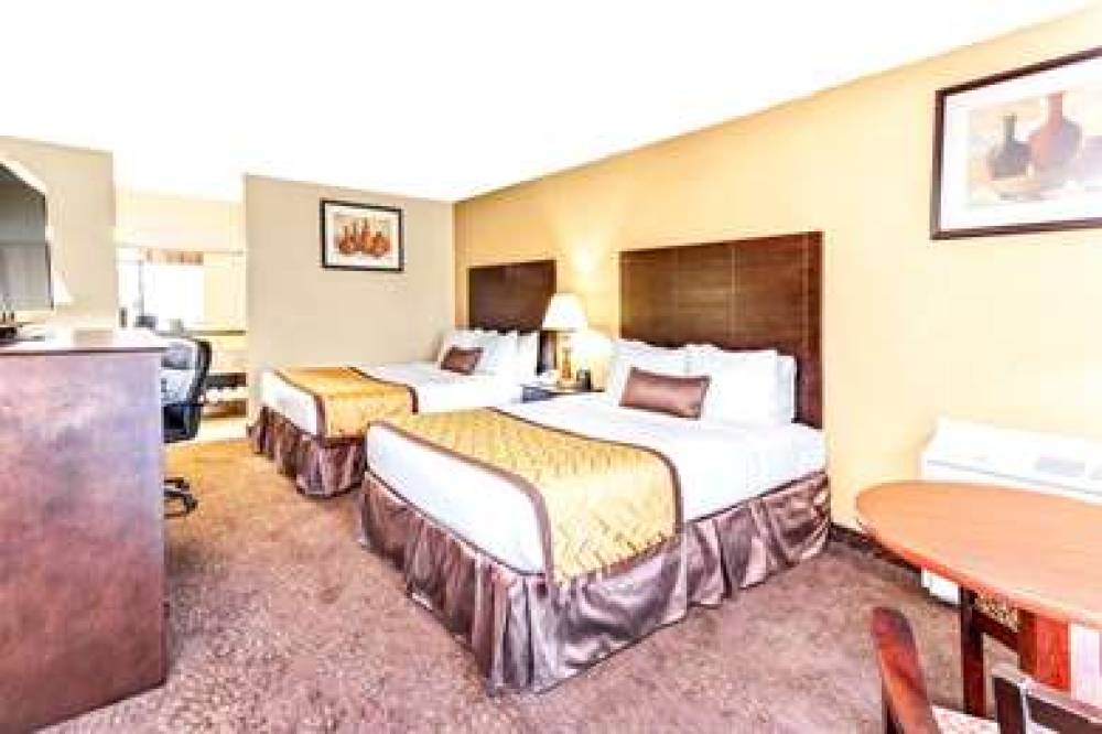 WYNDHAM GARDEN ROMULUS DETROIT 10