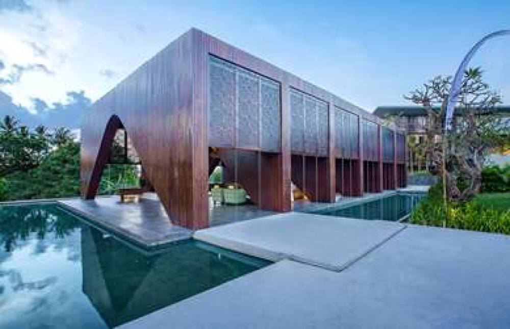 Wyndham Tamansari Jivva Resort