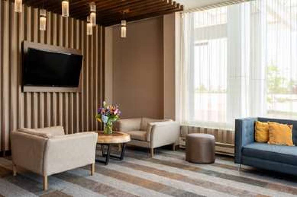 WYNDHAM WESTFIELD 5