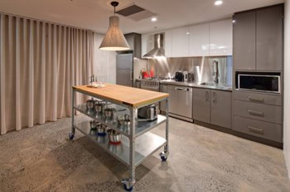 ZARA TOWER SERVICED APARTMENTS 10